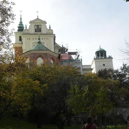 Mariensztat - 2 Swans