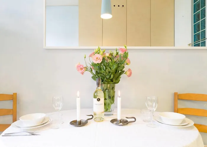 Apartment Mariensztat - 2 Swans Warsaw